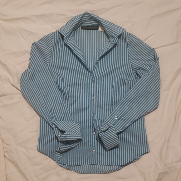 Harve Benard Tops - Harve Bernard vertical striped button down size small